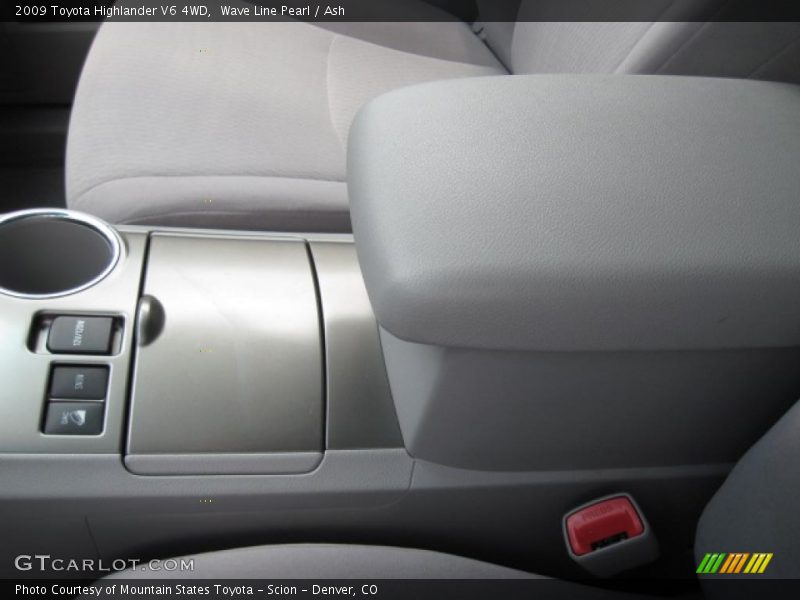 Wave Line Pearl / Ash 2009 Toyota Highlander V6 4WD