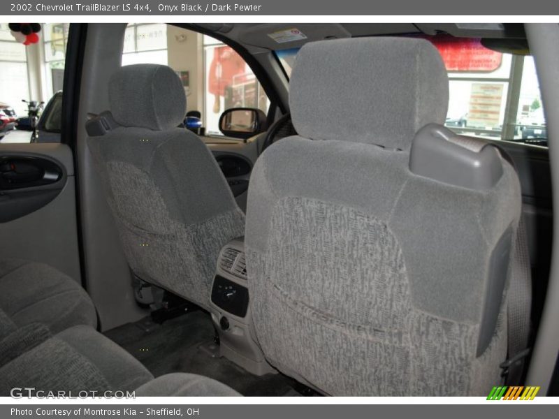 Onyx Black / Dark Pewter 2002 Chevrolet TrailBlazer LS 4x4