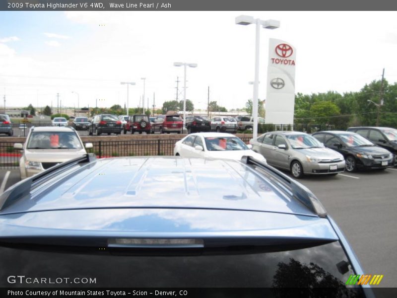 Wave Line Pearl / Ash 2009 Toyota Highlander V6 4WD
