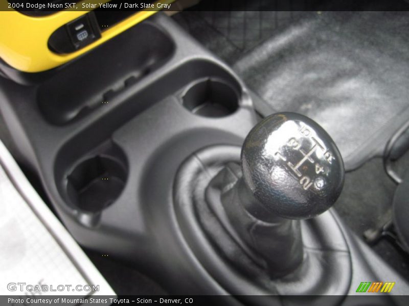 Solar Yellow / Dark Slate Gray 2004 Dodge Neon SXT