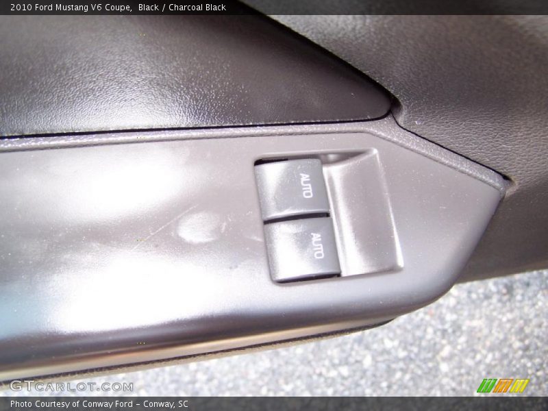 Black / Charcoal Black 2010 Ford Mustang V6 Coupe
