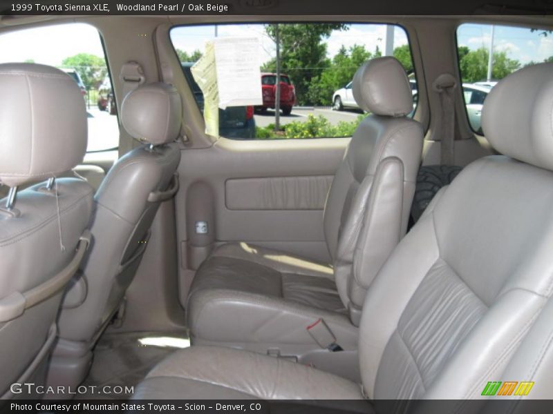 Woodland Pearl / Oak Beige 1999 Toyota Sienna XLE