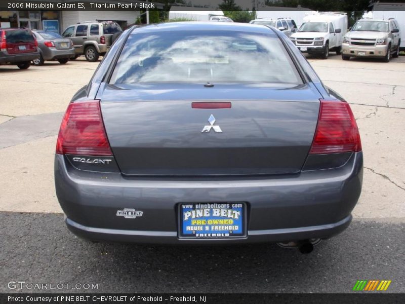 Titanium Pearl / Black 2006 Mitsubishi Galant ES