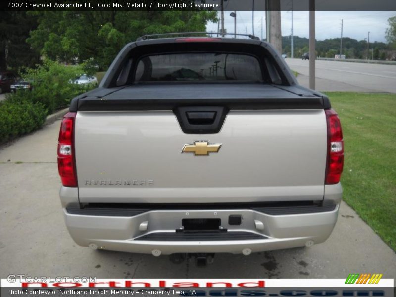 Gold Mist Metallic / Ebony/Light Cashmere 2007 Chevrolet Avalanche LT
