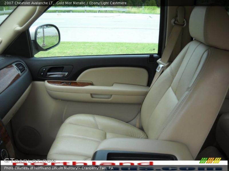 Gold Mist Metallic / Ebony/Light Cashmere 2007 Chevrolet Avalanche LT