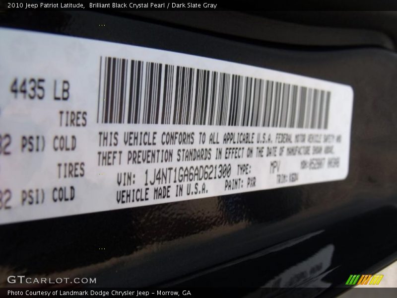 Brilliant Black Crystal Pearl / Dark Slate Gray 2010 Jeep Patriot Latitude