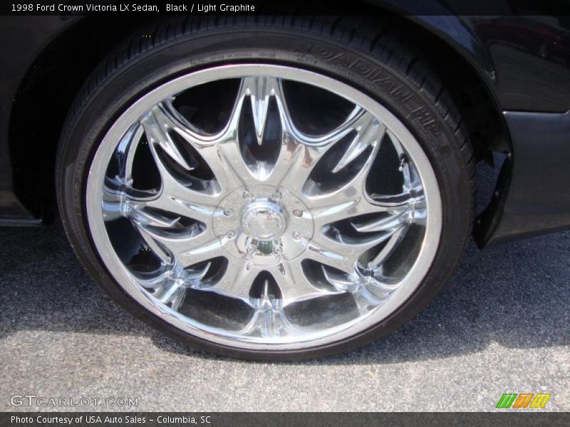 Black / Light Graphite 1998 Ford Crown Victoria LX Sedan