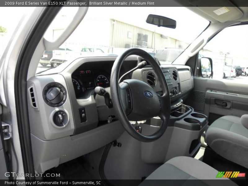 Brilliant Silver Metallic / Medium Flint 2009 Ford E Series Van E150 XLT Passenger