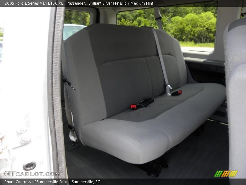 Brilliant Silver Metallic / Medium Flint 2009 Ford E Series Van E150 XLT Passenger