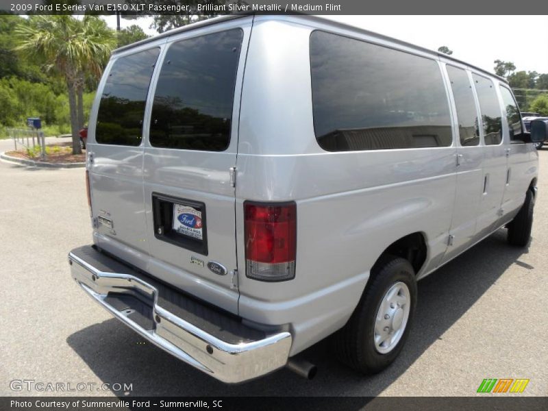 Brilliant Silver Metallic / Medium Flint 2009 Ford E Series Van E150 XLT Passenger