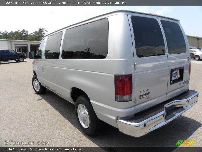 Brilliant Silver Metallic / Medium Flint 2009 Ford E Series Van E150 XLT Passenger