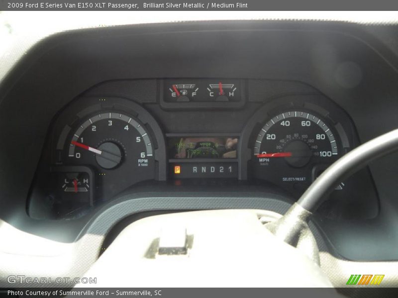 Brilliant Silver Metallic / Medium Flint 2009 Ford E Series Van E150 XLT Passenger