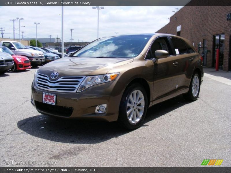 Golden Umber Mica / Ivory 2010 Toyota Venza I4