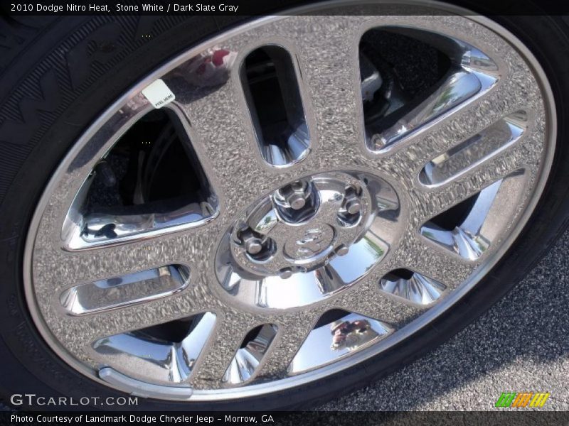 Stone White / Dark Slate Gray 2010 Dodge Nitro Heat