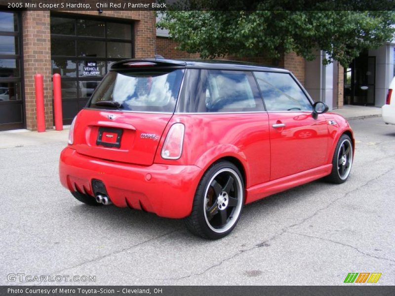 Chili Red / Panther Black 2005 Mini Cooper S Hardtop