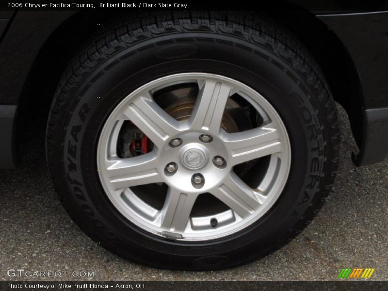 Brilliant Black / Dark Slate Gray 2006 Chrysler Pacifica Touring