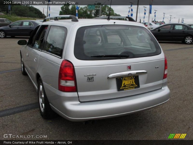 Silver Platinum / Gray 2004 Saturn L300 3 Wagon