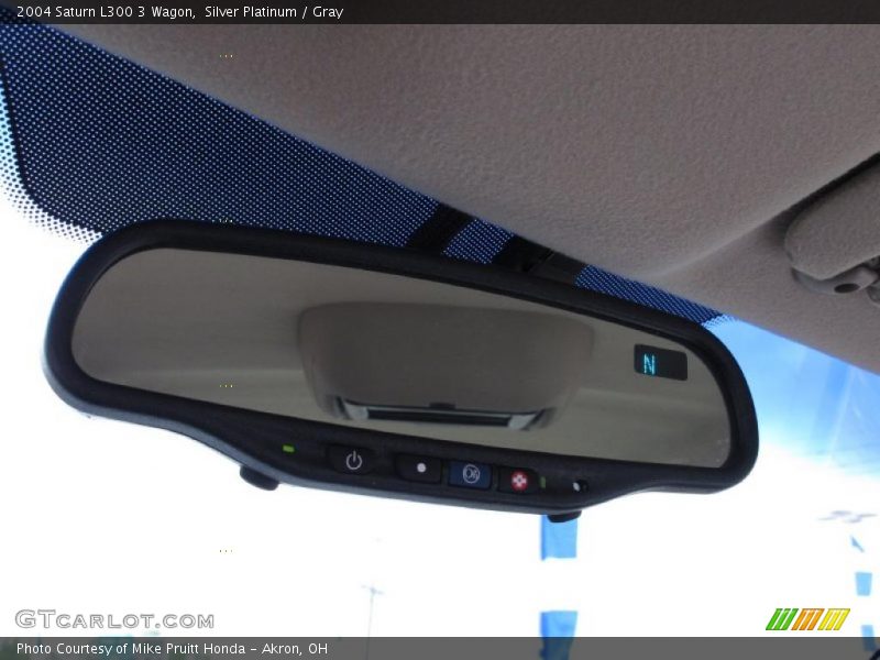 Silver Platinum / Gray 2004 Saturn L300 3 Wagon