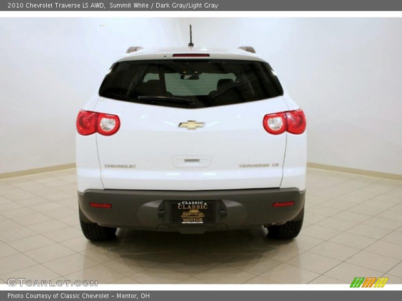 Summit White / Dark Gray/Light Gray 2010 Chevrolet Traverse LS AWD