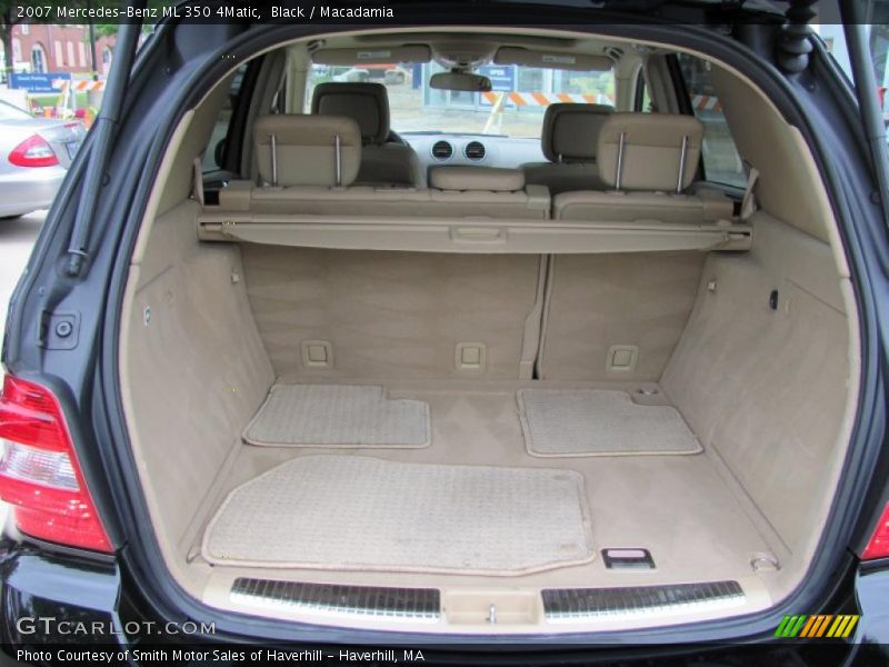Black / Macadamia 2007 Mercedes-Benz ML 350 4Matic