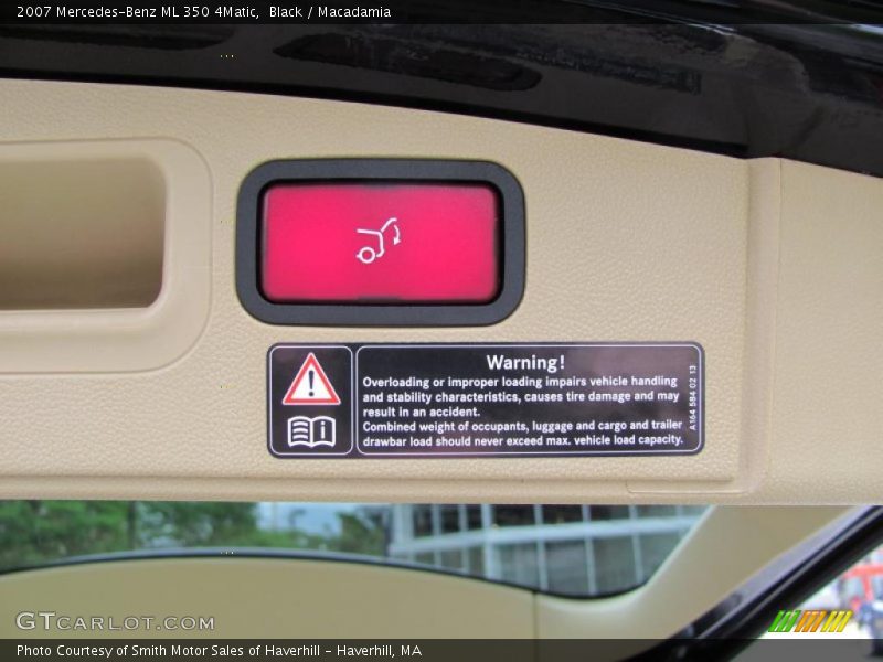 Black / Macadamia 2007 Mercedes-Benz ML 350 4Matic