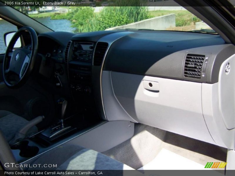 Ebony Black / Gray 2006 Kia Sorento LX