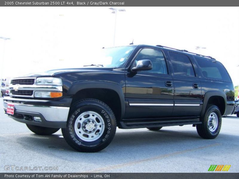 Black / Gray/Dark Charcoal 2005 Chevrolet Suburban 2500 LT 4x4