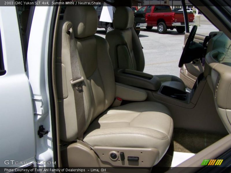 Summit White / Neutral/Shale 2003 GMC Yukon SLT 4x4