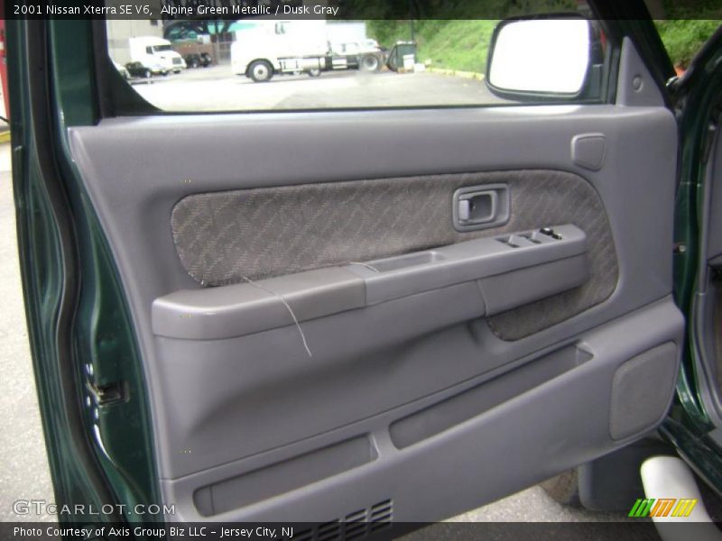 Alpine Green Metallic / Dusk Gray 2001 Nissan Xterra SE V6