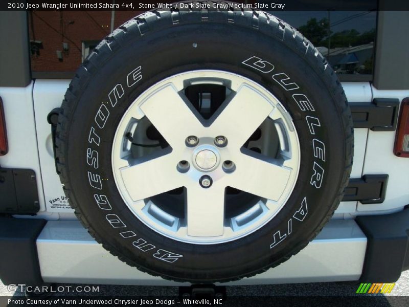 Stone White / Dark Slate Gray/Medium Slate Gray 2010 Jeep Wrangler Unlimited Sahara 4x4