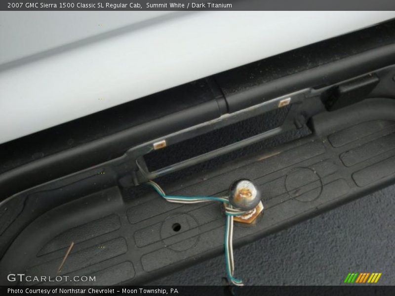 Summit White / Dark Titanium 2007 GMC Sierra 1500 Classic SL Regular Cab