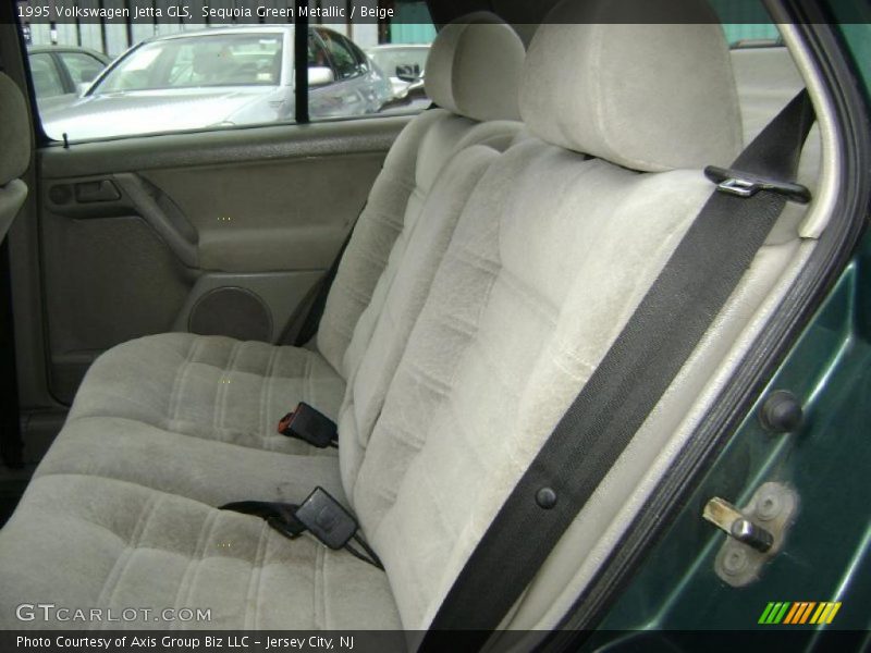 Sequoia Green Metallic / Beige 1995 Volkswagen Jetta GLS