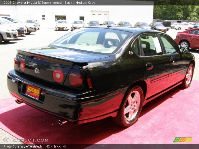 Black / Medium Gray 2005 Chevrolet Impala SS Supercharged
