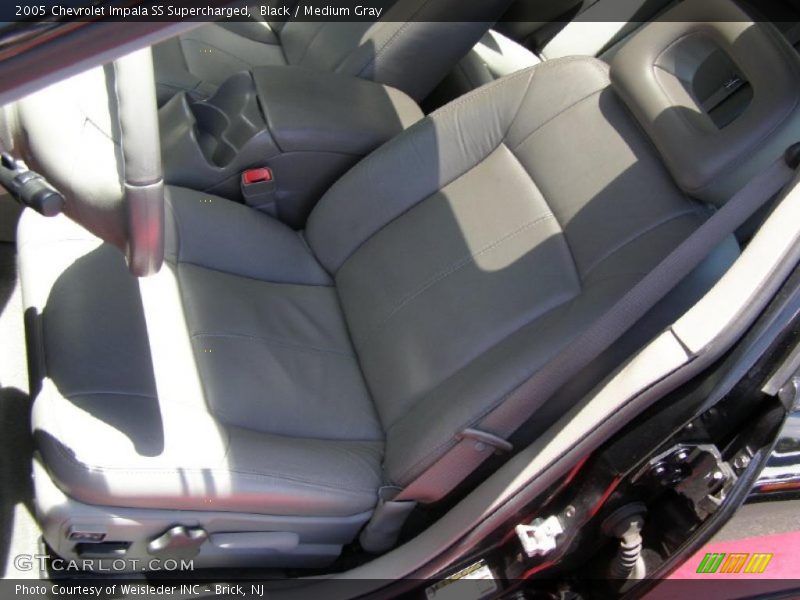 Black / Medium Gray 2005 Chevrolet Impala SS Supercharged