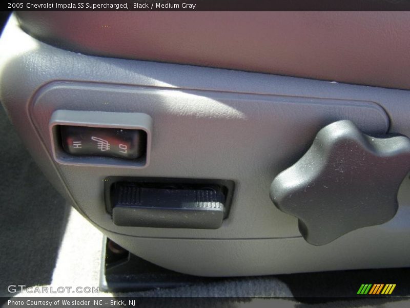 Black / Medium Gray 2005 Chevrolet Impala SS Supercharged