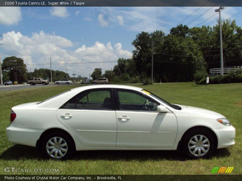 Super White / Taupe 2006 Toyota Camry LE