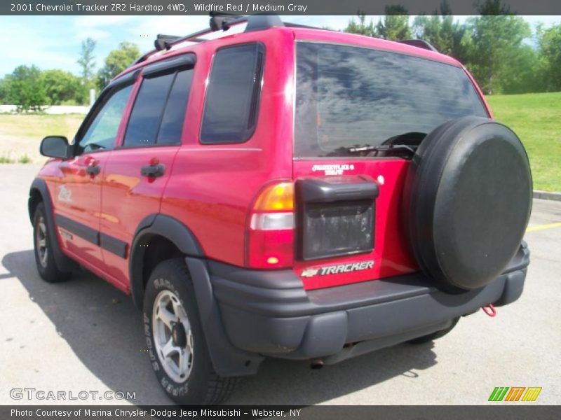 Wildfire Red / Medium Gray 2001 Chevrolet Tracker ZR2 Hardtop 4WD