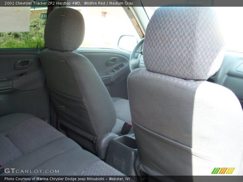 Wildfire Red / Medium Gray 2001 Chevrolet Tracker ZR2 Hardtop 4WD
