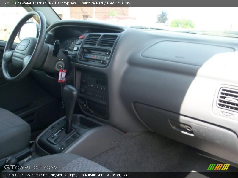 Wildfire Red / Medium Gray 2001 Chevrolet Tracker ZR2 Hardtop 4WD