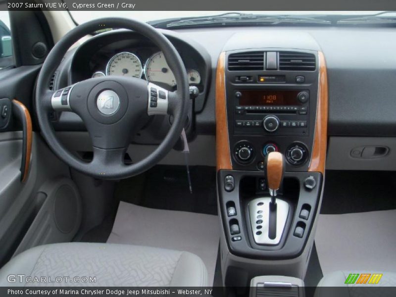 Cypress Green / Gray 2007 Saturn VUE V6