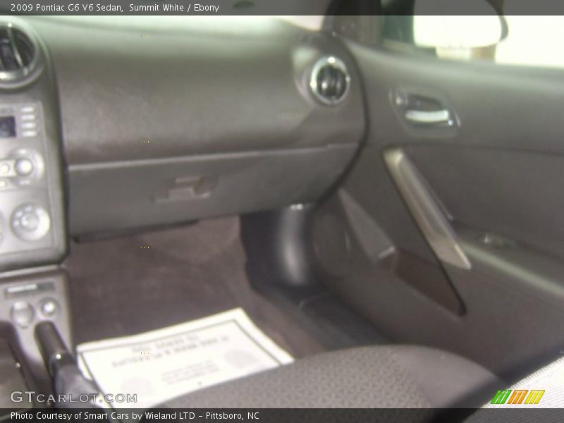 Summit White / Ebony 2009 Pontiac G6 V6 Sedan
