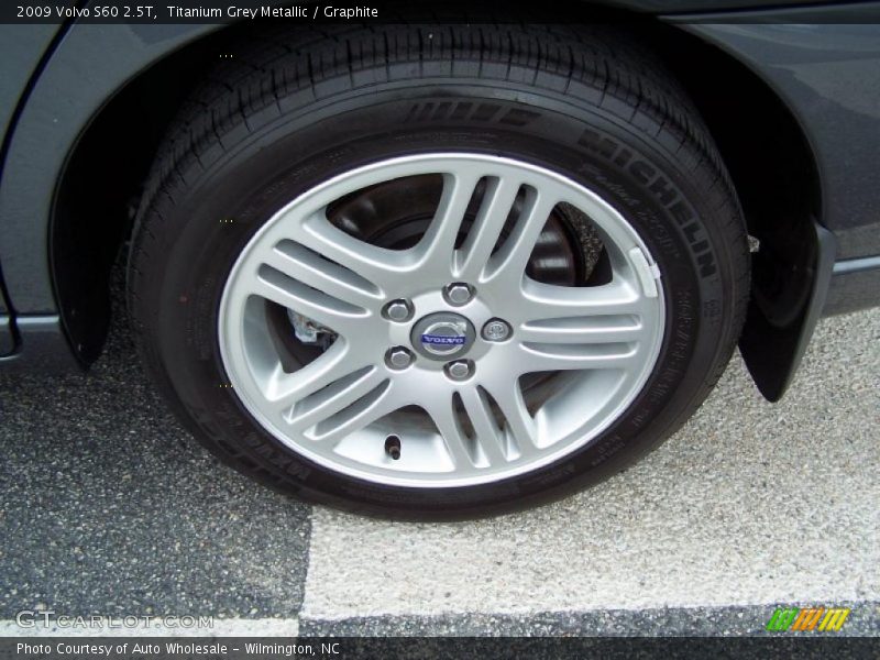 Titanium Grey Metallic / Graphite 2009 Volvo S60 2.5T