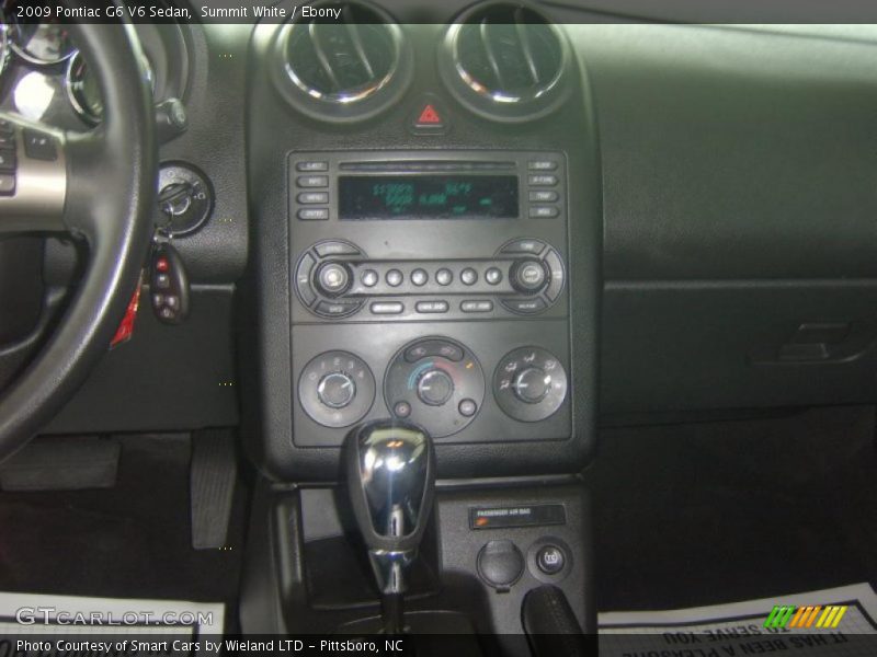 Summit White / Ebony 2009 Pontiac G6 V6 Sedan