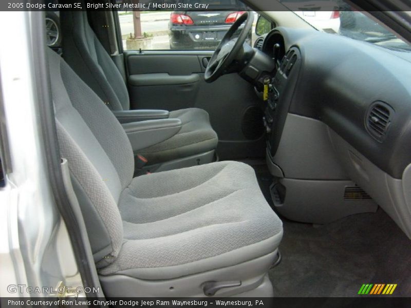 Bright Silver Metallic / Medium Slate Gray 2005 Dodge Caravan SE
