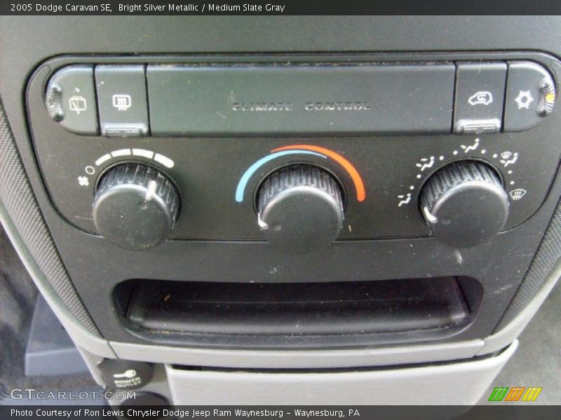 Bright Silver Metallic / Medium Slate Gray 2005 Dodge Caravan SE