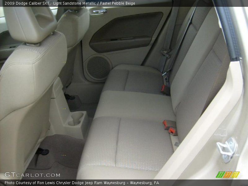 Light Sandstone Metallic / Pastel Pebble Beige 2009 Dodge Caliber SXT