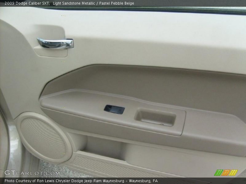 Light Sandstone Metallic / Pastel Pebble Beige 2009 Dodge Caliber SXT