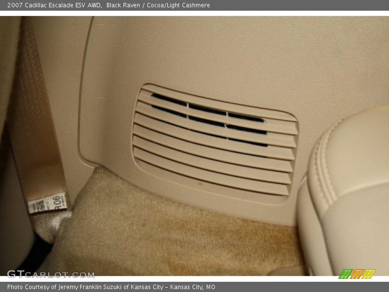 Black Raven / Cocoa/Light Cashmere 2007 Cadillac Escalade ESV AWD