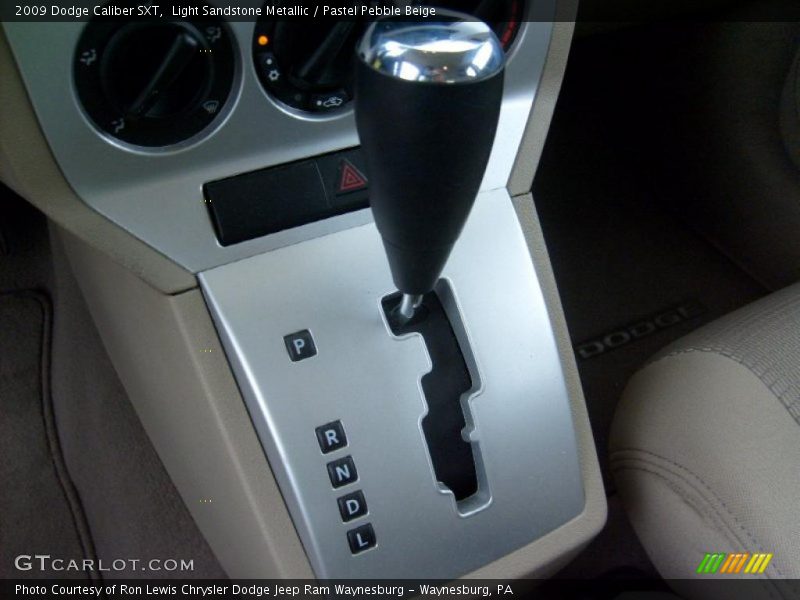 Light Sandstone Metallic / Pastel Pebble Beige 2009 Dodge Caliber SXT