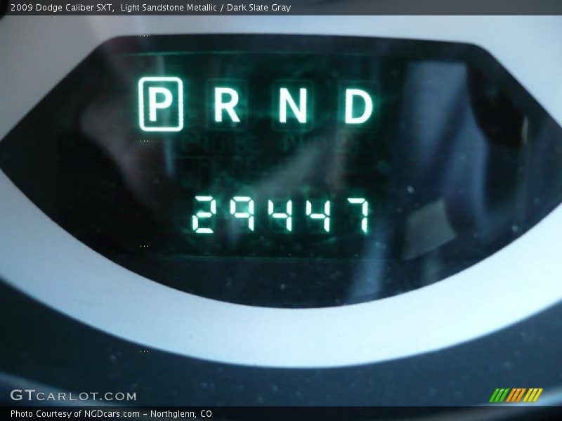 Light Sandstone Metallic / Dark Slate Gray 2009 Dodge Caliber SXT